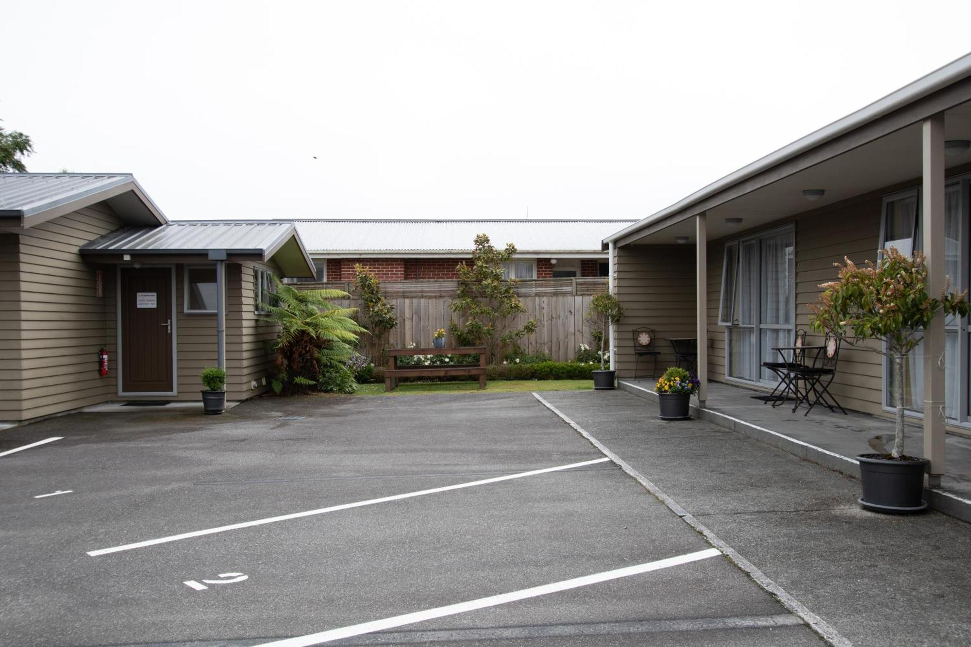 Annabelle Motel Hokitika Exterior photo